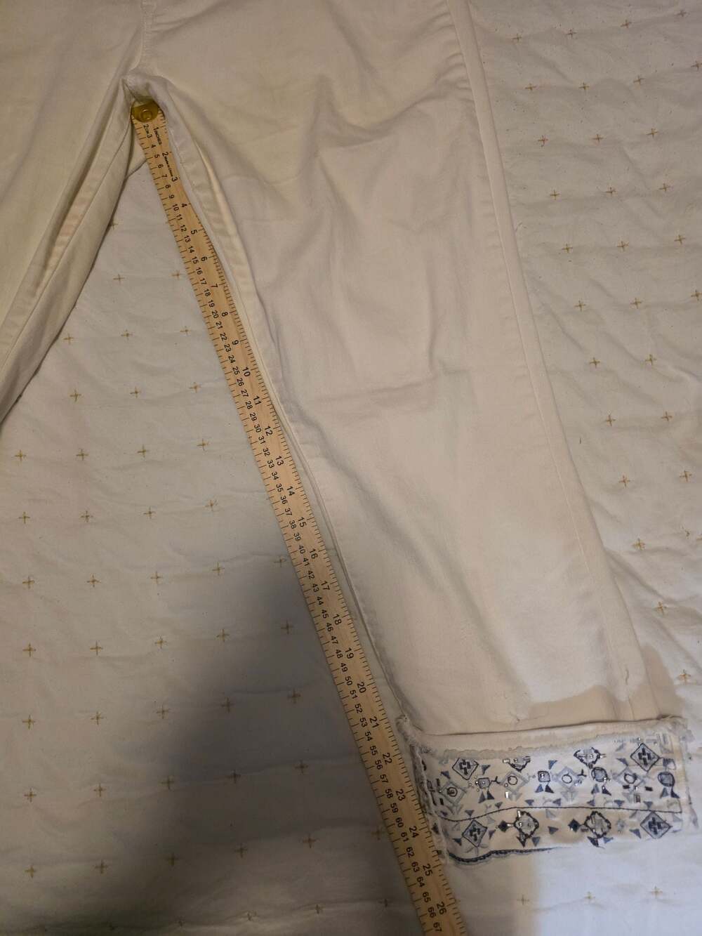 Angels Forever Young Signature‎ Straight Crop Embroidered Hem Jeans - Picture 5 of 8
